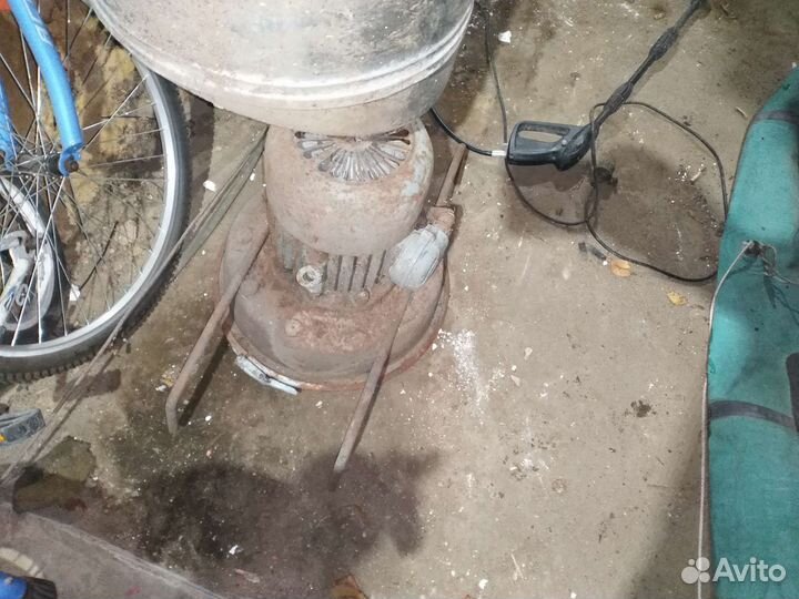 Зернодробилка