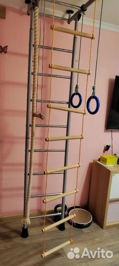 Детский спортивный уголок