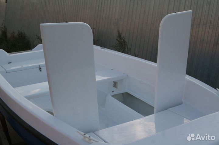 Лодка Кайман 36c. Тримаран (мотор 8-25 л.с.)