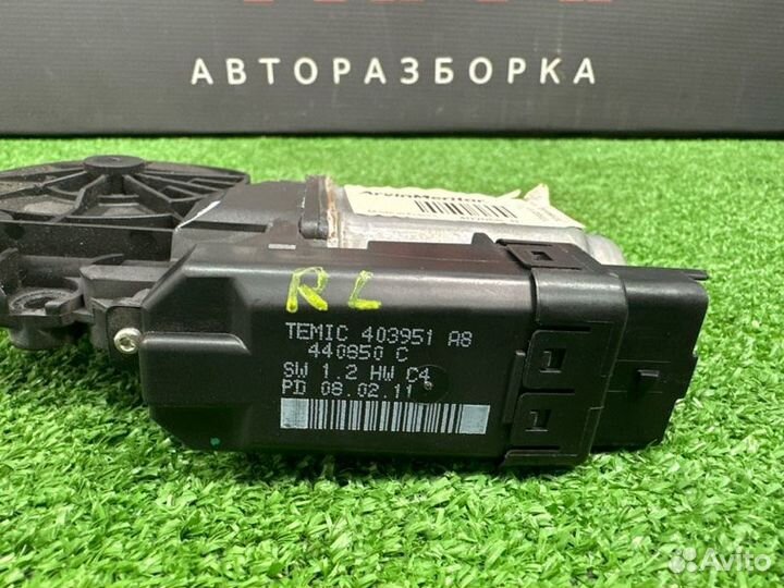 Мотор стеклоподъемника задний левый Kia Ceed 1 Ed