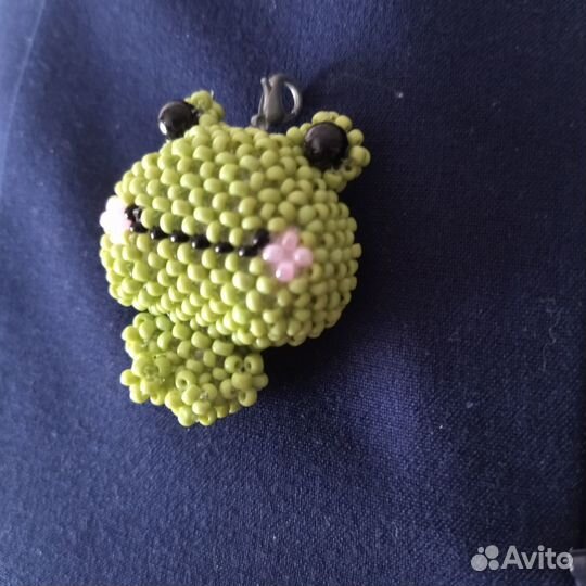 Амигуруми из бисера милая лягушка