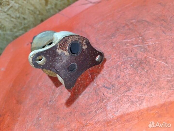 Клапан EGR Opel Astra F универсал 1.6 X16SZR 1998