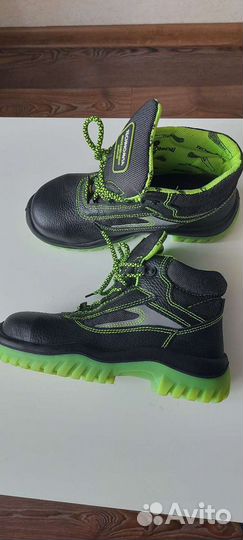 Женская обувь