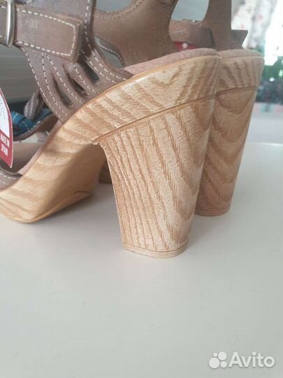 Сандалии кожаные новые, 37