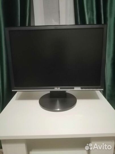 Монитор Asus