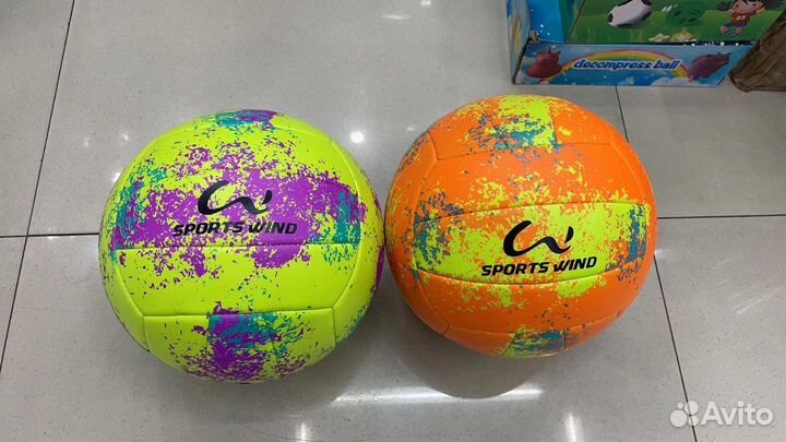 Волейбольный мяч новый