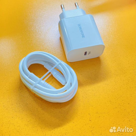 Зарядка на iPhone