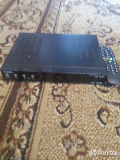 Антенна спутниковаяТриколор плюс рессивер