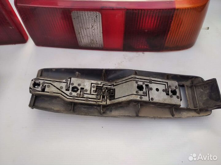 Задние фонари ford си