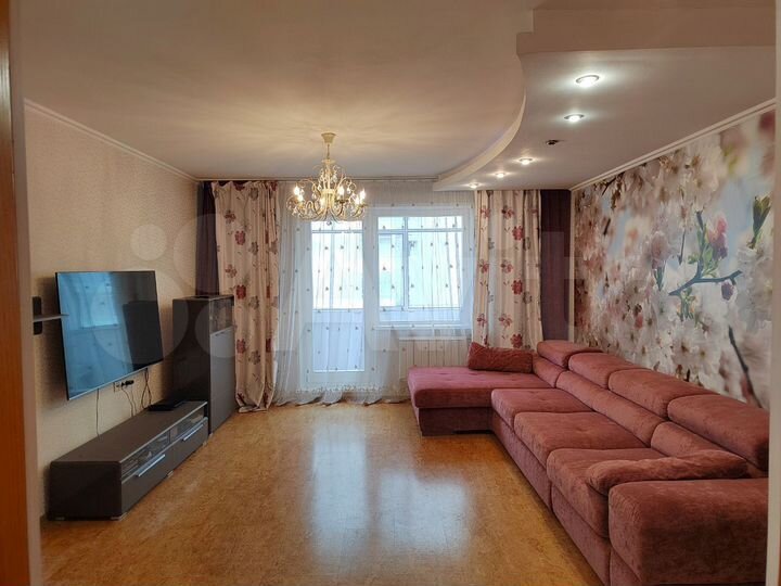 4-к. квартира, 79 м², 3/10 эт.