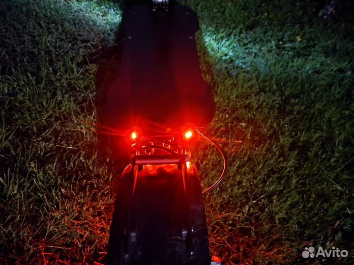 Электросамокат Currus m10