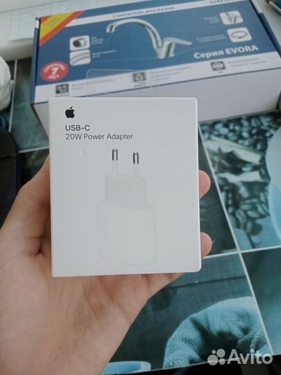 Зарядка apple USB C 20W