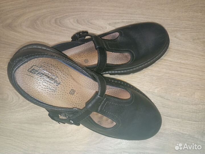 Туфли для девочки 36 размер