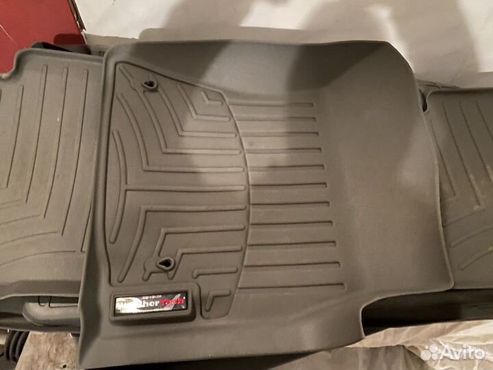 Коврики на Ланд Крузер 200