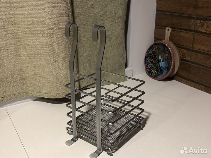 Подвесная полка для хранения столовых приборов