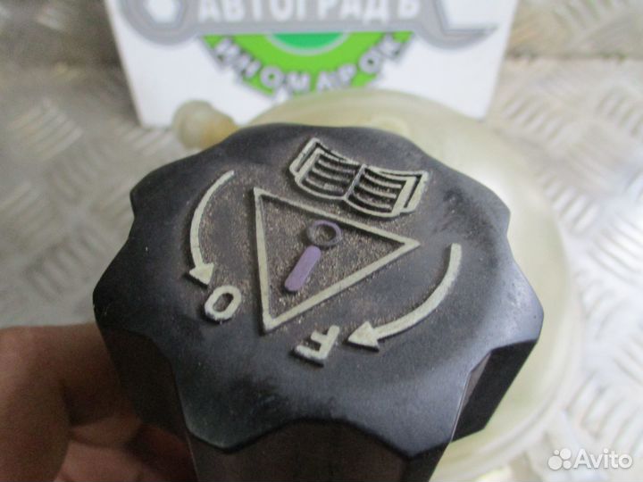 Бачок расширительный Citroen C4 2007г