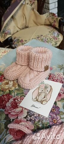 Детские вязаные вещи ручная работа шапочка