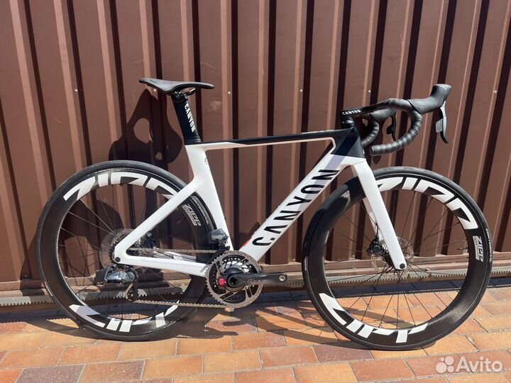 Canyon Aeroad CF SLX 8 Disc eTap, р-р S, Zipp