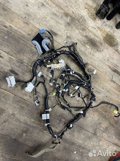 Проводка салона Nissan Juke