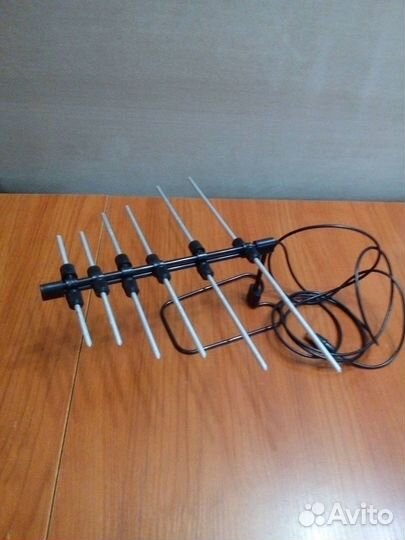 Антенна для тв приставок комнатная активная