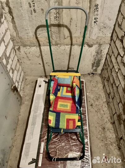 Санки детские с матрасом и ручкой для катания