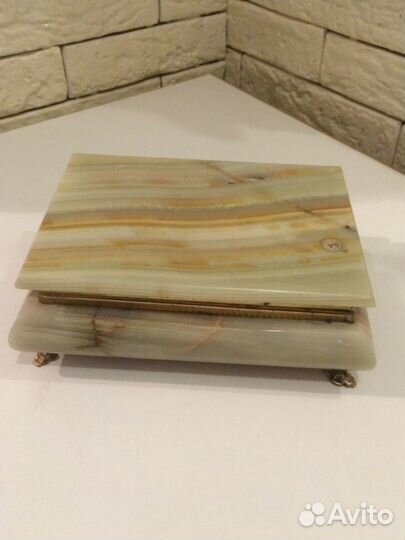 Шкатулка из оникса мраморного. Винтаж