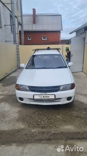 Mazda Familia 2.2 AT, 2001, 139 000 км
