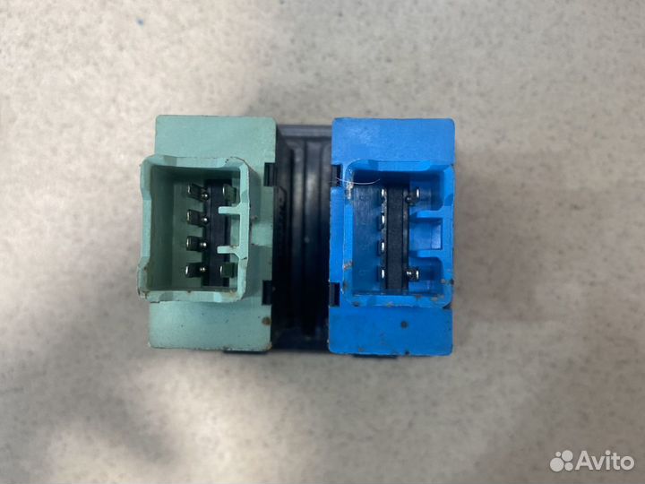 Chery Tiggo T11 Кнопка подогрева сидений