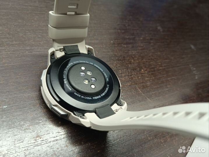 Смарт часы honor watch gs pro