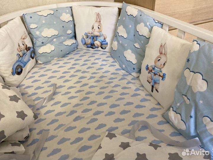 Бортики на детскую кроватку