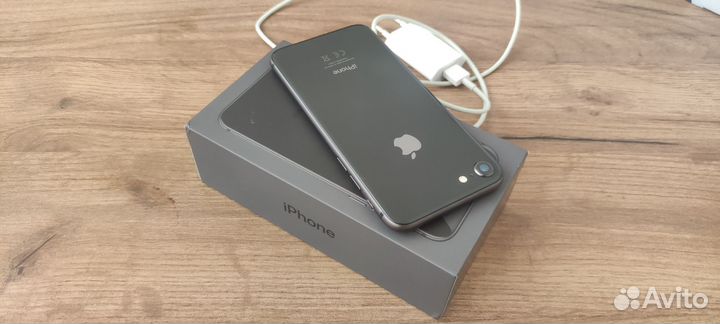 iPhone 8, 256 ГБ