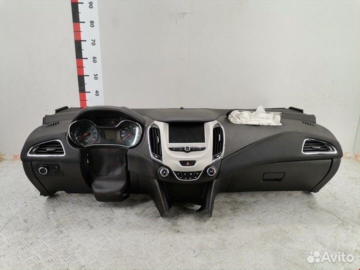 Торпедо для Chevrolet Cruze 3 (J400)