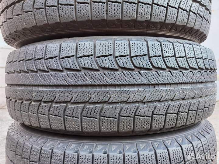 Michelin Latitude X-Ice XI2 215/70 R16 97T