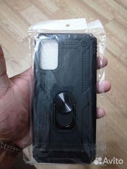 Чехол на телефон