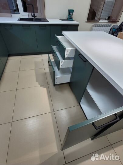 Готовая кухня Авокадо