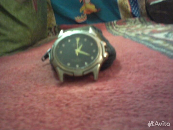 Игрушка часы