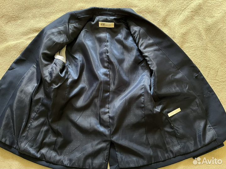 Пиджак на мальчика 128