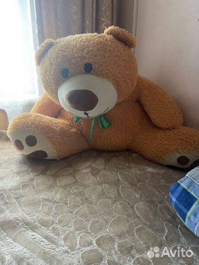 Плюшевый медведь большой