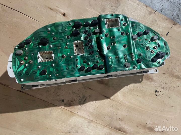 Приборная панель Mitsubishi galant 7