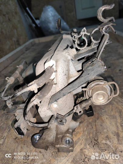 Впускной коллектор Опель Астра J 1.6 турбо