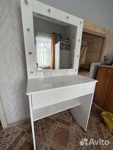 Гримерный столик