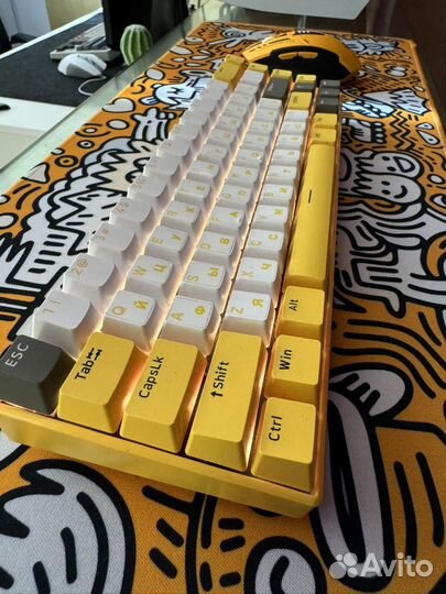 Игровая клавиатура и мышь