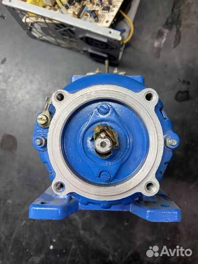 Электродвигатель