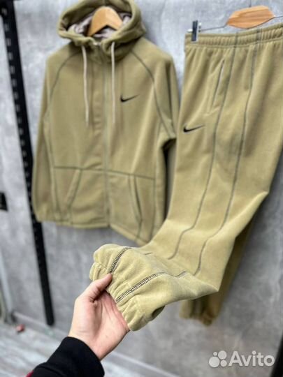 Спортивный костюм флисовы Nike
