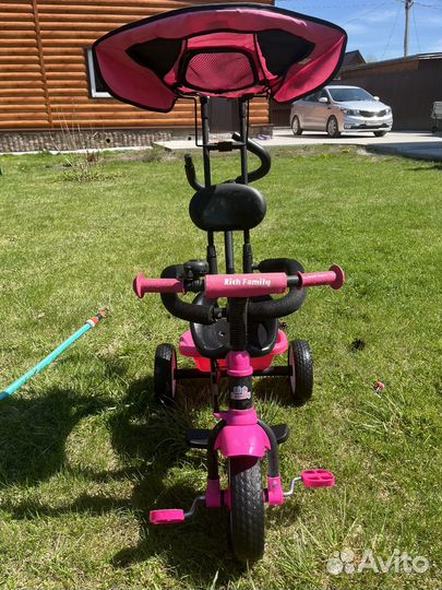 Детский велосипед трехколесный с ручкой