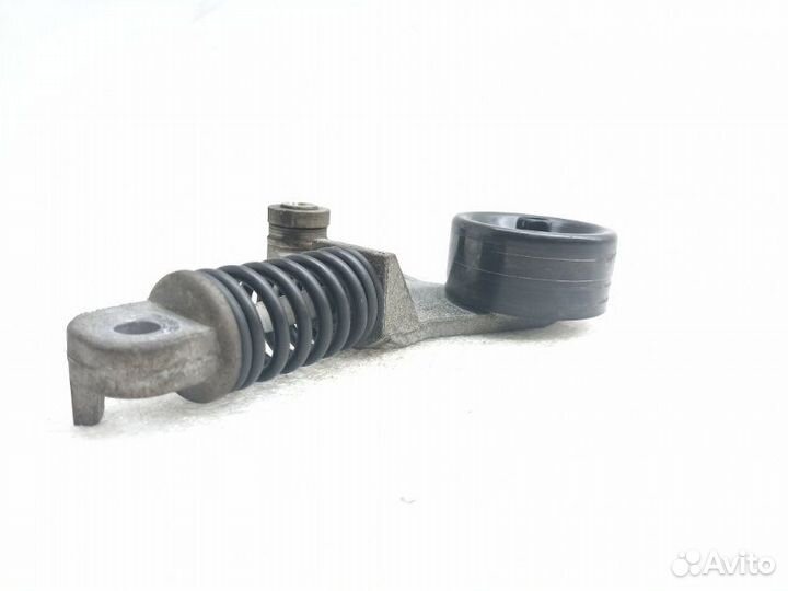 Ролик натяжной навесного оборудования Toyota Noah