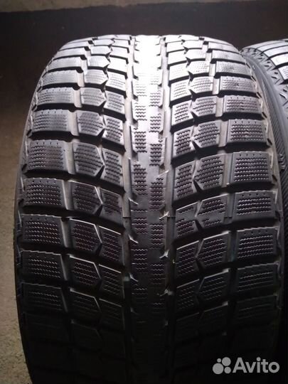 LingLong Green-Max Winter Ice I-15 SUV 285/35 R20 100T