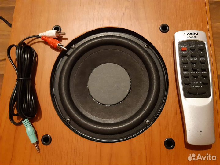 Акустическая система 5.1 с пультом ду (молчит саб)
