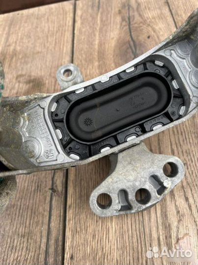 Подушка двигателя Opel Astra 1.4 2012