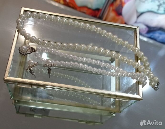 Шкатулка с украшениями